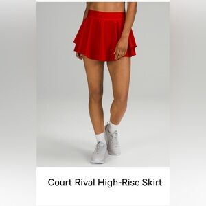 Lululemon court rival